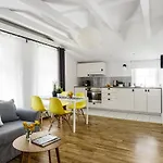 Viu Helska Apartment