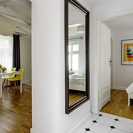 Viu Helska Apartman *
