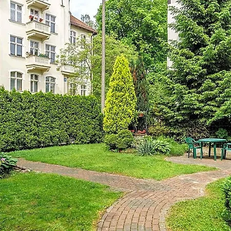 Viu Helska Apartman *